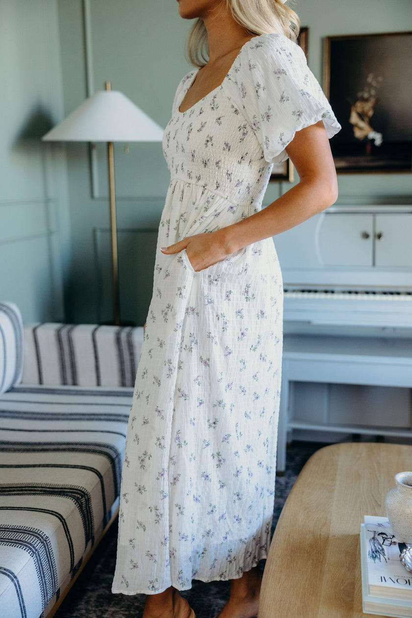 THE MILEY IN BITS OF LAVENDER