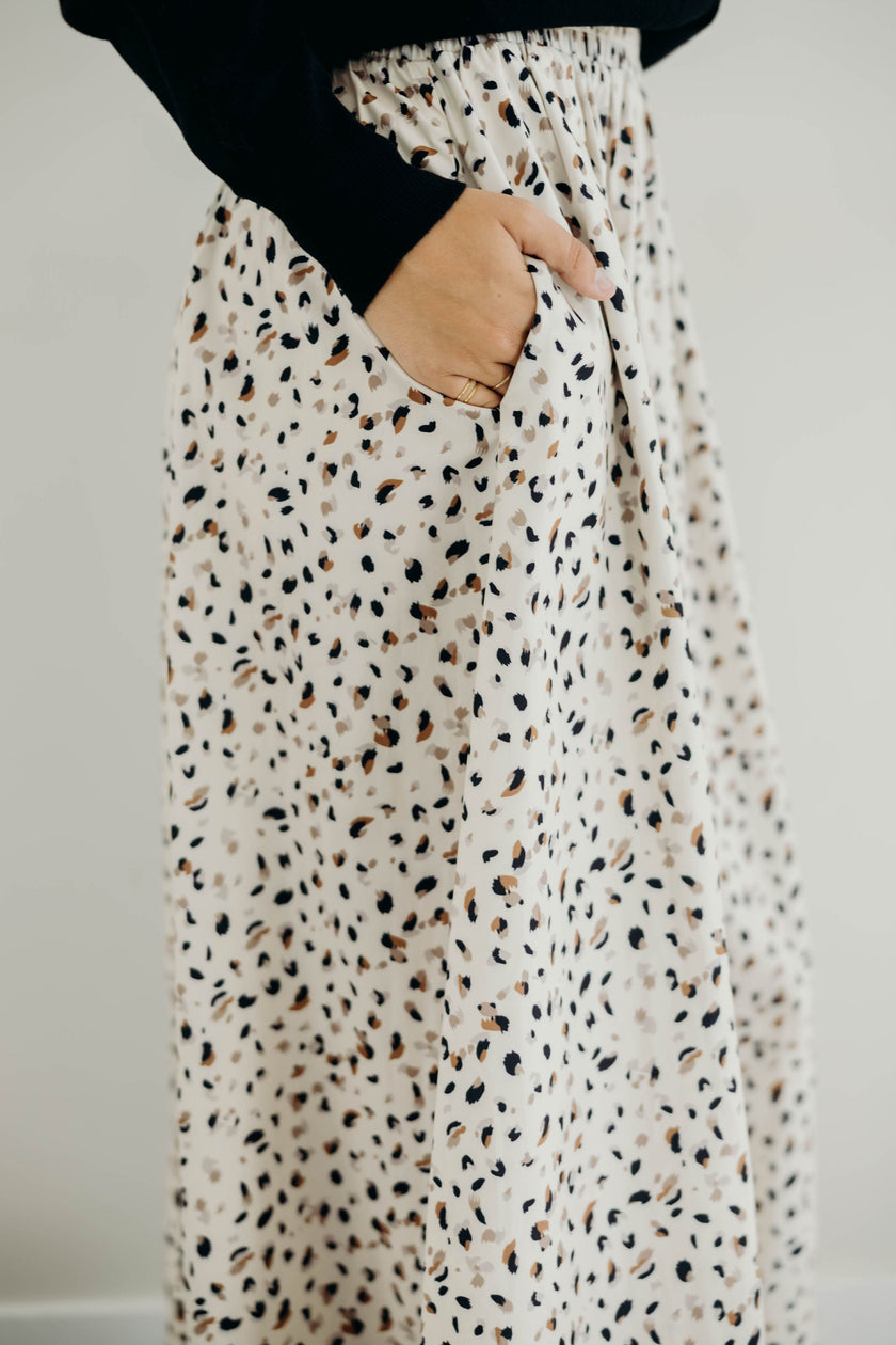 MAXI SKIRT IN DAPPLE DASH