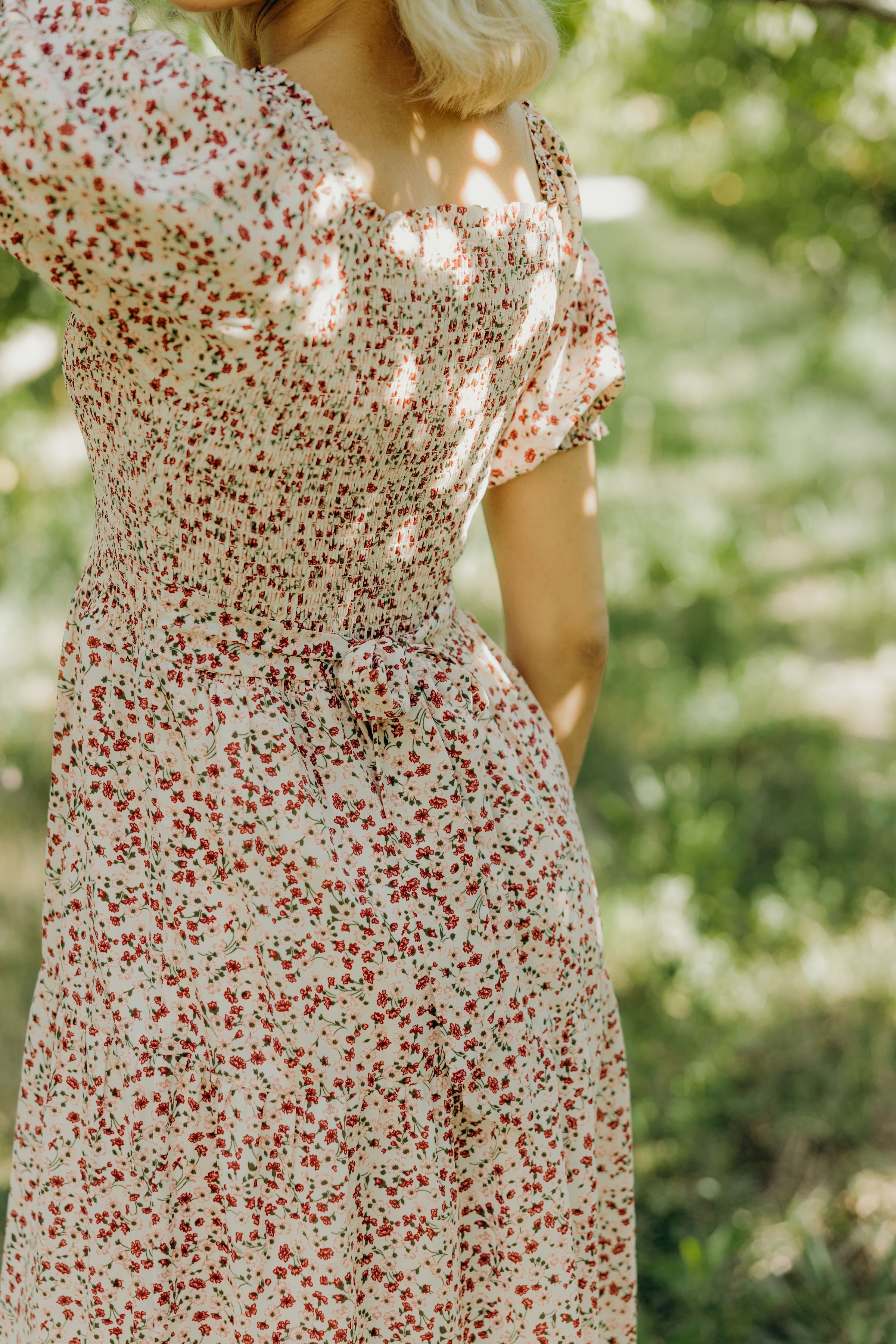 THE SHERELLE IN HEIRLOOM ROSETTE