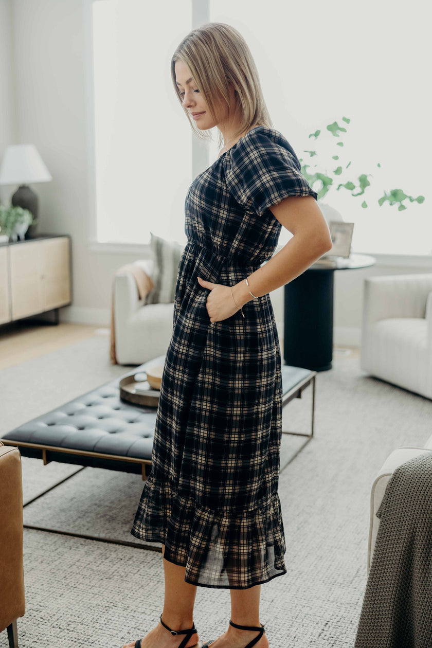 THE TWILA IN INDIGO GRID