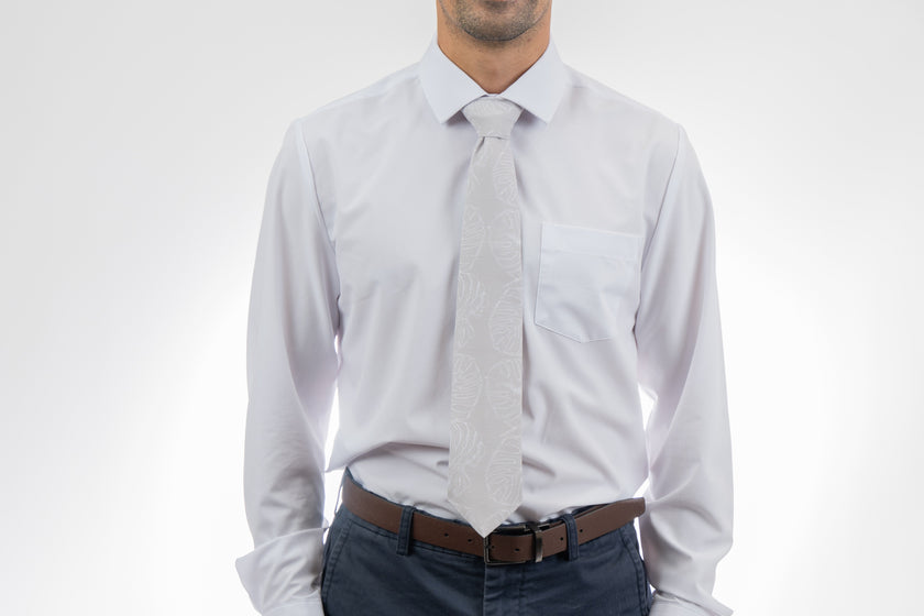 Lighten Up Leaves Men's Tie Family photo tie from Kator Shop — coordinated Utah menswear piece for timeless family portraits in Cache Valley.